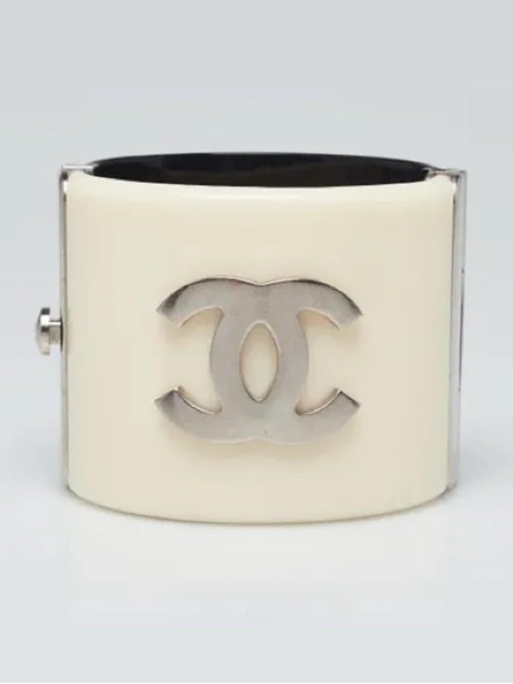 CHANEL Black/White CC Resin Wide Cuff Bracelet silver clasp